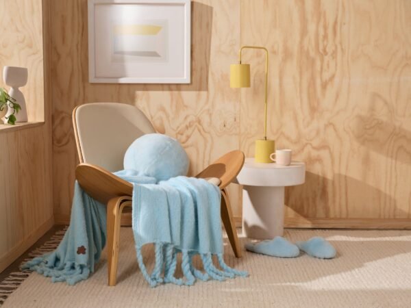 le FLEUR* Alpaca Fringe Throw - Image 5